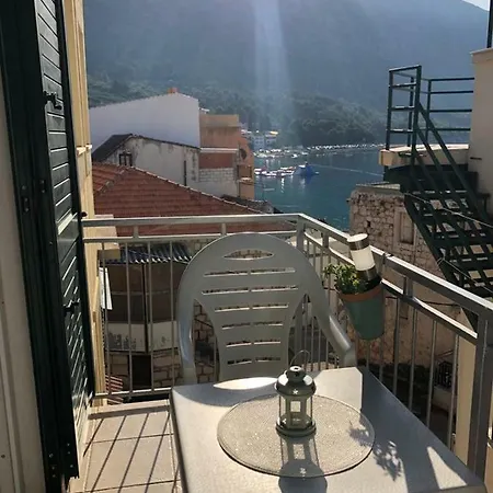 Instaworthy View Close To Everything